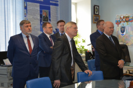 Проблемы подготовки будущих инженерных кадров обсудили на круглом столе в ОНИИП