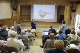 Александр Петрович Жигадло презентовал ОмКАД на первом обучающем семинаре для общественных контролеров дорожных работ