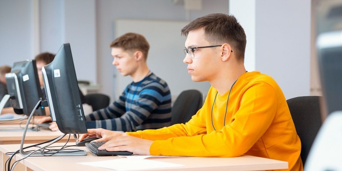 Студент СибАДИ в финале XII Международной олимпиады «IT-Планета 2018/19»