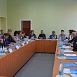 В курсе событий:  приняли участие в работе круглого стола