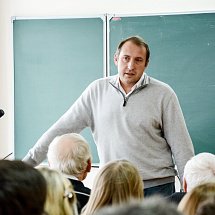 Лекция старшего научного сотрудника Стэнфордского университета США